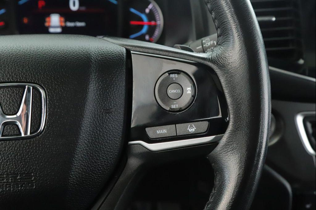 used 2022 Honda Pilot car, priced at $28,900