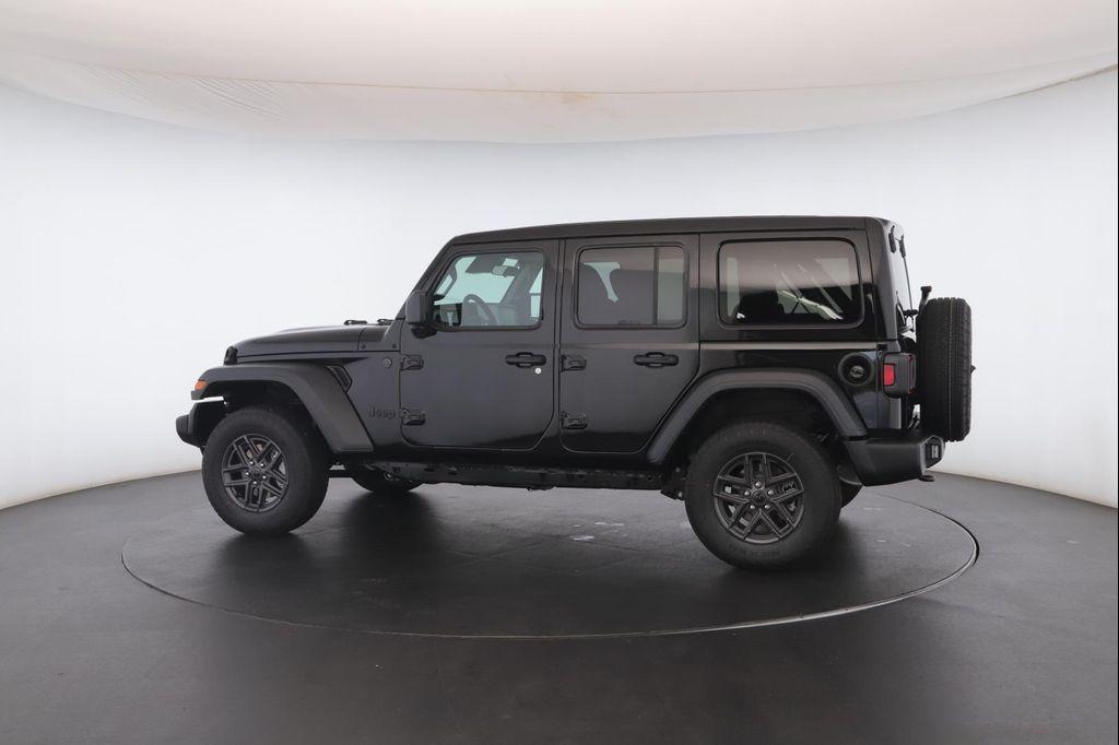 new 2025 Jeep Wrangler car