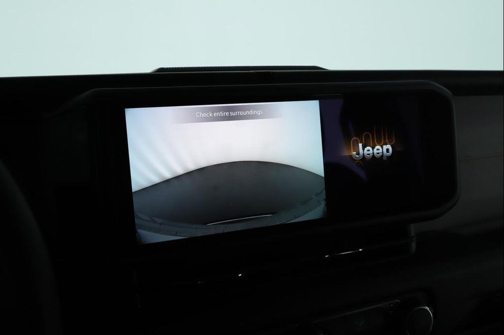 new 2025 Jeep Wrangler car