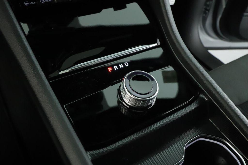 new 2025 Jeep Grand Cherokee car