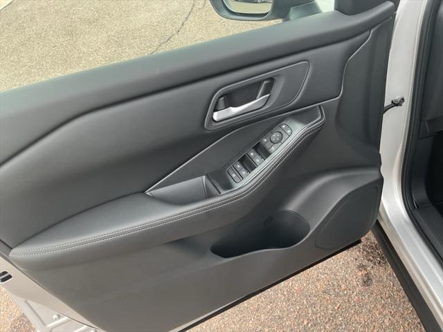 new 2025 Nissan Rogue car, priced at $33,784