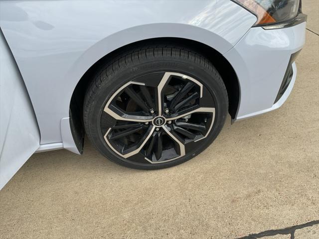 new 2025 Nissan Altima car, priced at $33,109