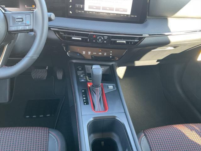 new 2025 Nissan Kicks car, priced at $30,284
