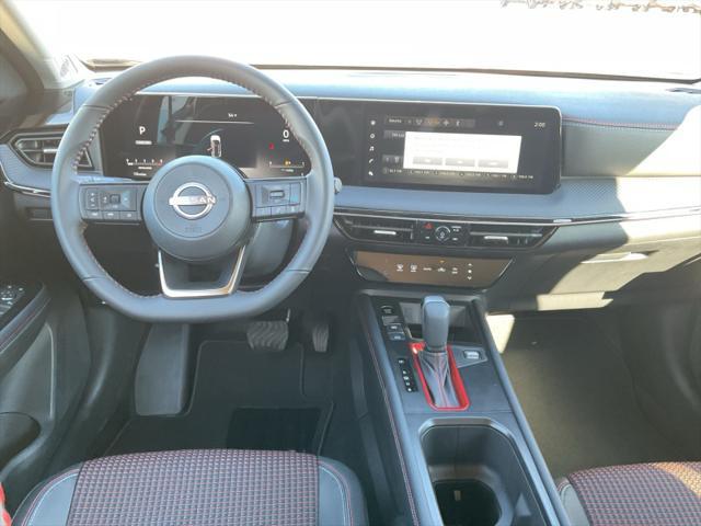 new 2025 Nissan Kicks car, priced at $30,284