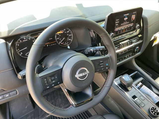 new 2025 Nissan Pathfinder car, priced at $45,074