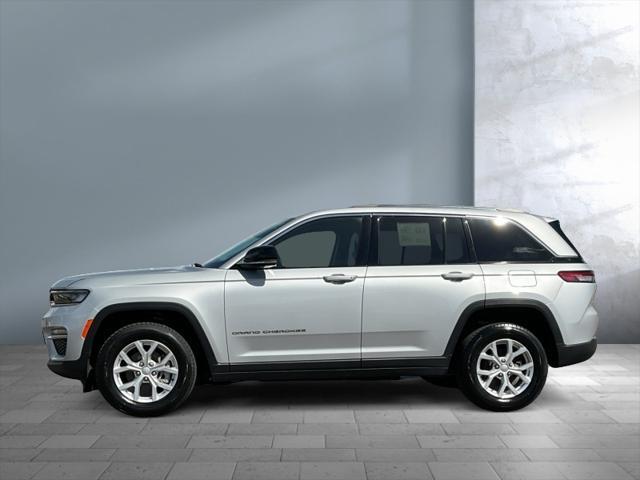 used 2023 Jeep Grand Cherokee car, priced at $30,900