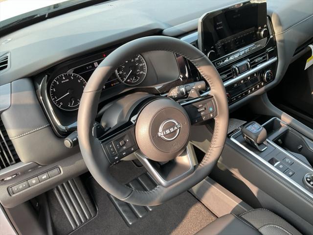 new 2025 Nissan Pathfinder car, priced at $50,404