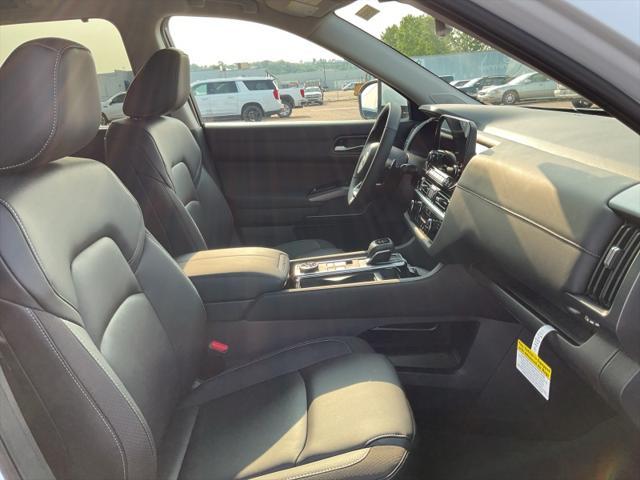 new 2025 Nissan Pathfinder car, priced at $50,404