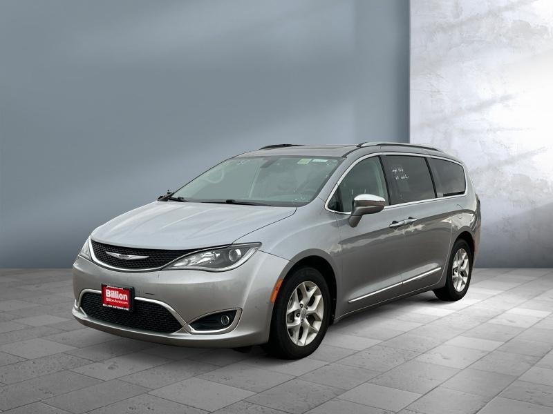used 2020 Chrysler Pacifica car, priced at $26,495