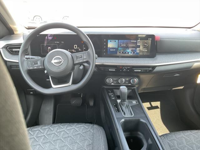 new 2025 Nissan Kicks car, priced at $27,579