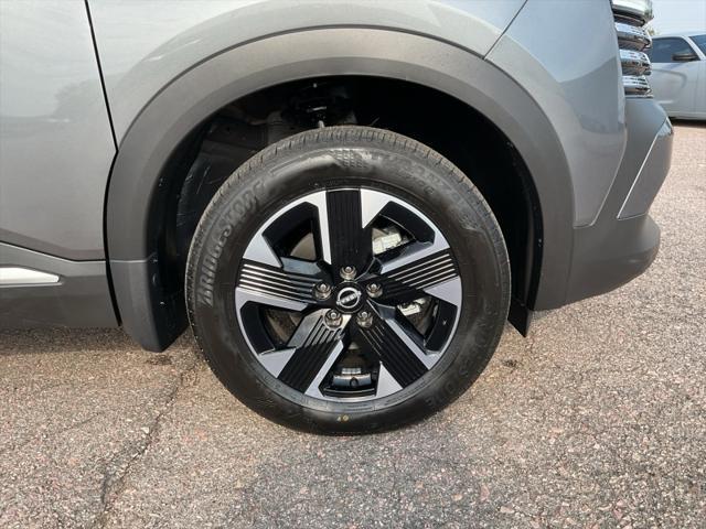 new 2025 Nissan Kicks car, priced at $29,079