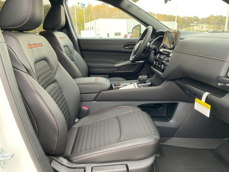 new 2025 Nissan Pathfinder car, priced at $40,019