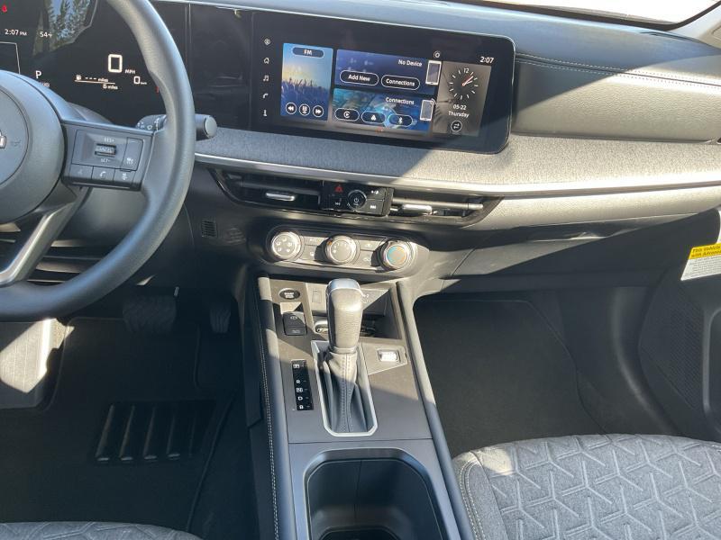 new 2025 Nissan Kicks car, priced at $26,579