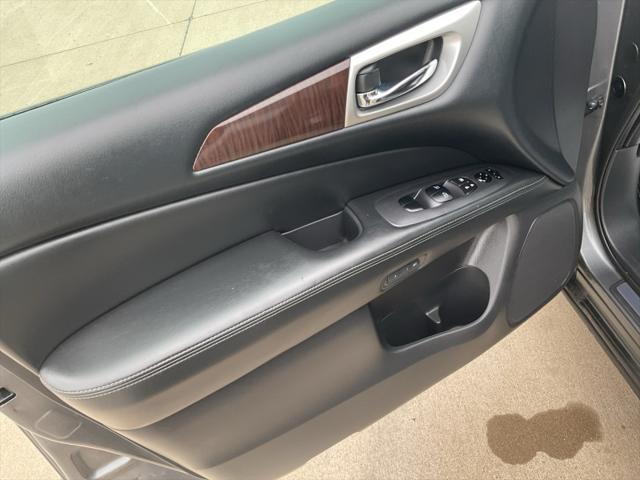 used 2016 Nissan Pathfinder car, priced at $8,966