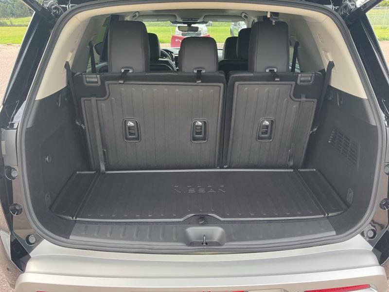 new 2025 Nissan Pathfinder car, priced at $45,324