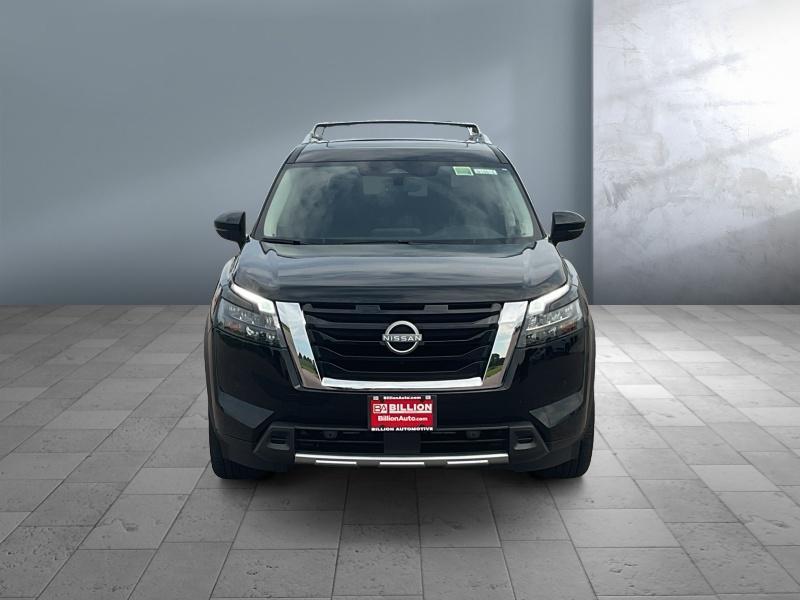 new 2025 Nissan Pathfinder car, priced at $45,324