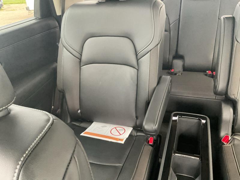 new 2025 Nissan Pathfinder car, priced at $45,324