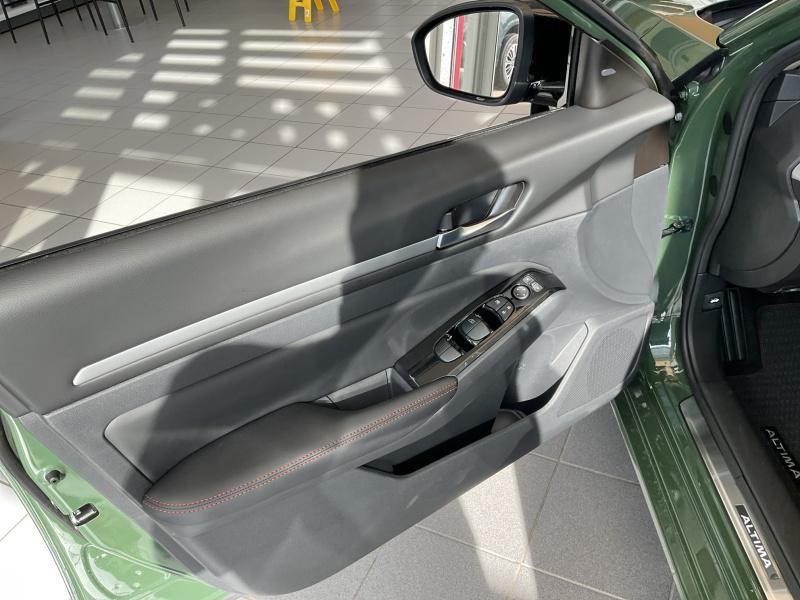 new 2025 Nissan Altima car, priced at $32,734