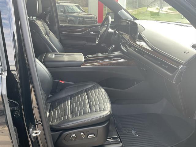 used 2023 Cadillac Escalade ESV car, priced at $86,944