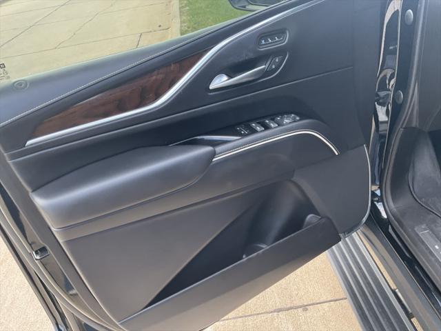 used 2023 Cadillac Escalade ESV car, priced at $86,944