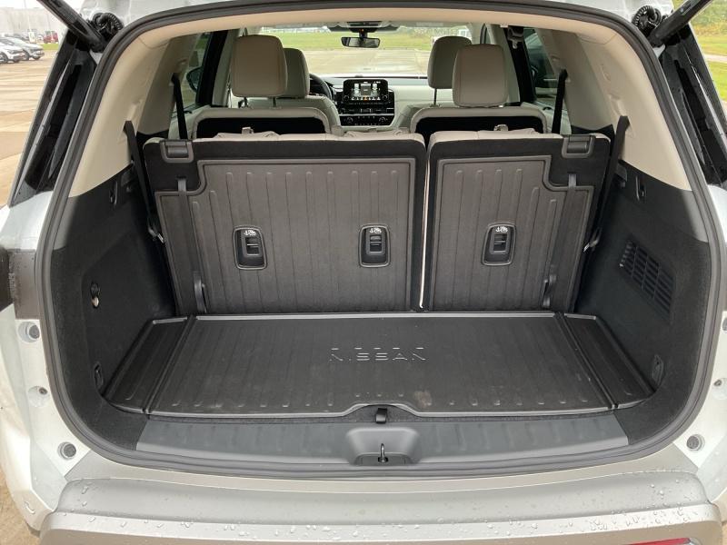 new 2025 Nissan Pathfinder car, priced at $45,464