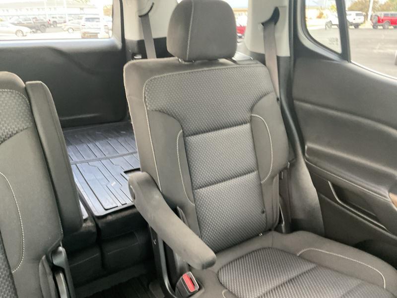 used 2023 GMC Acadia car, priced at $30,944