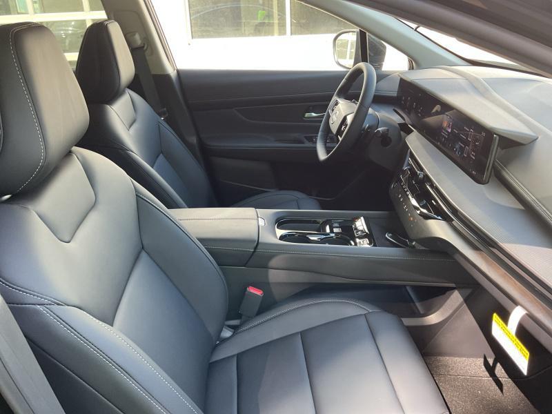 new 2025 Nissan Murano car, priced at $42,294