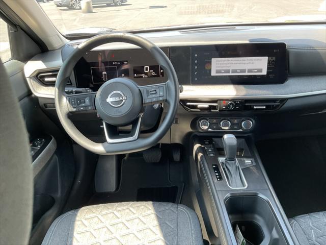new 2025 Nissan Kicks car, priced at $27,530
