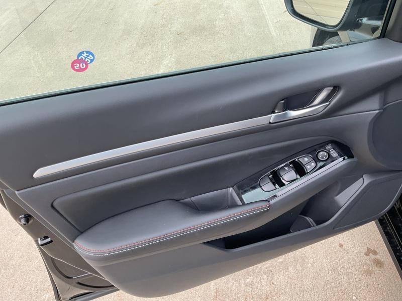 new 2025 Nissan Altima car, priced at $34,084