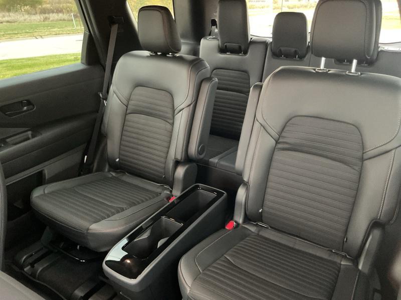 new 2025 Nissan Pathfinder car, priced at $40,019