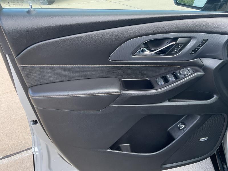 used 2020 Chevrolet Traverse car, priced at $28,944