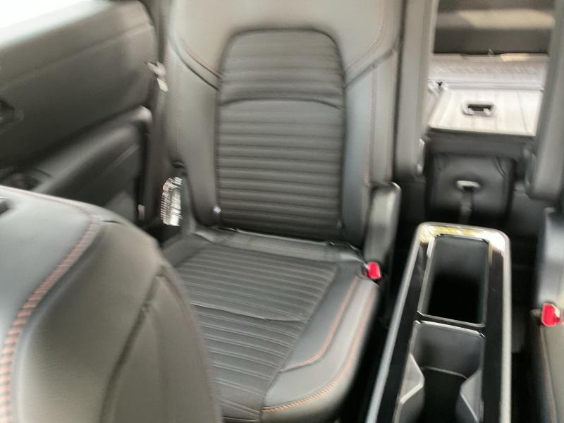 new 2025 Nissan Pathfinder car, priced at $47,009