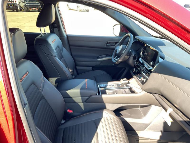 new 2025 Nissan Pathfinder car, priced at $47,459