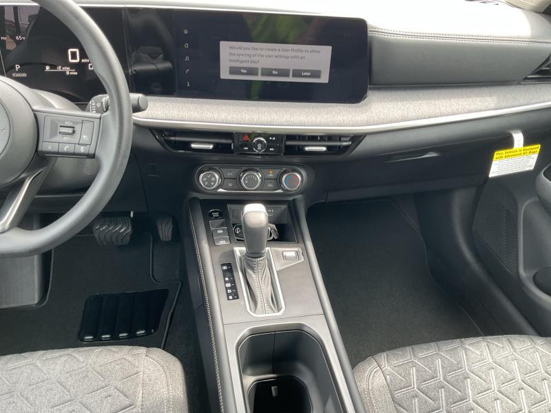 new 2025 Nissan Kicks car, priced at $27,669
