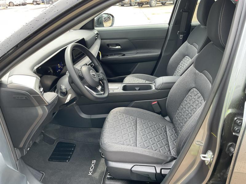 new 2025 Nissan Kicks car, priced at $27,669