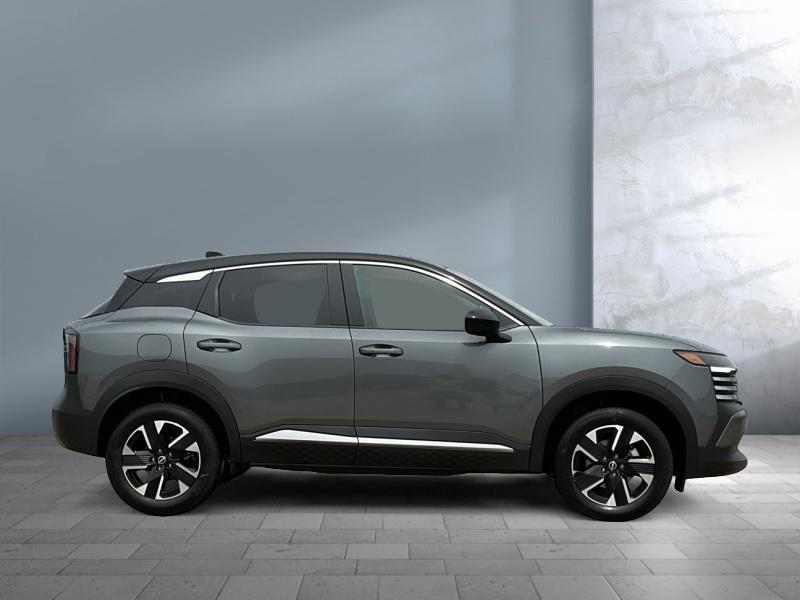 new 2025 Nissan Kicks car, priced at $27,669