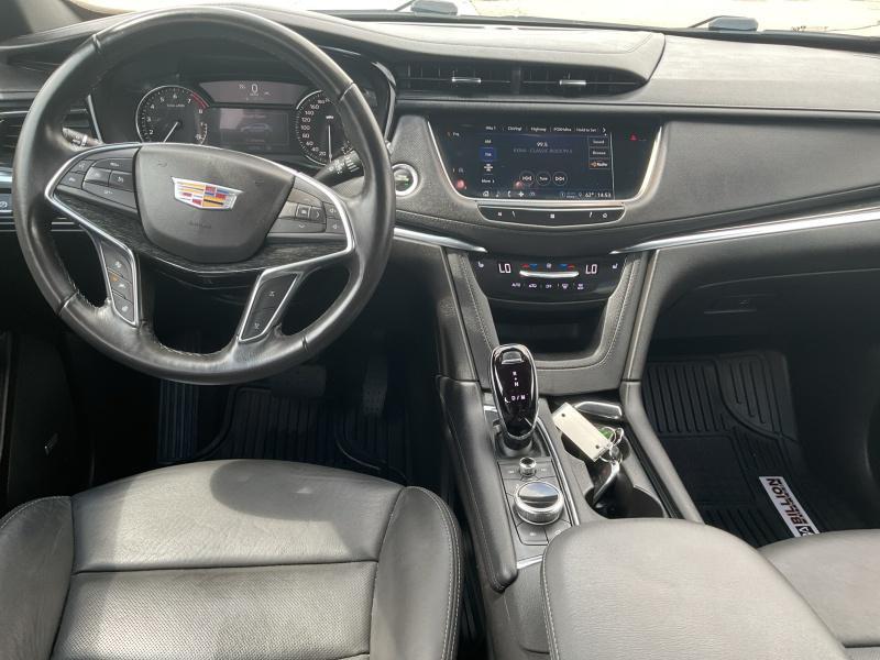 used 2021 Cadillac XT5 car, priced at $29,911