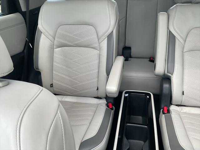 used 2022 Nissan Pathfinder car, priced at $33,944