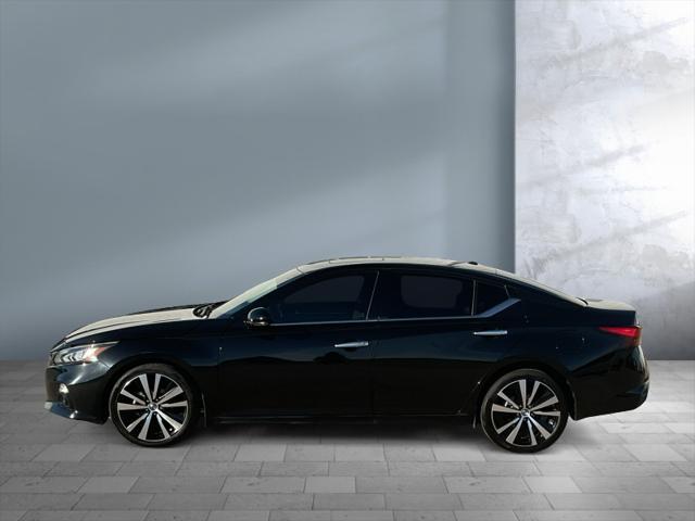used 2019 Nissan Altima car, priced at $27,900