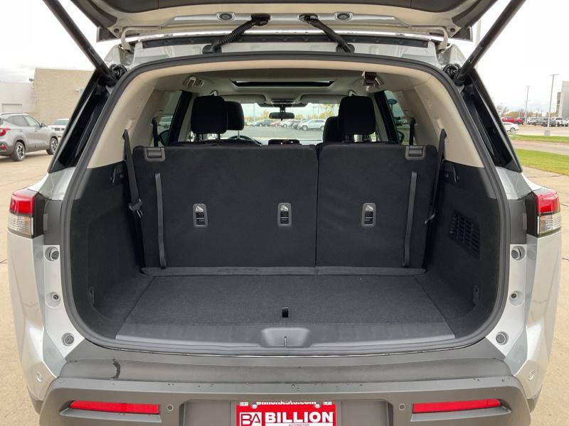 new 2025 Nissan Pathfinder car, priced at $41,774