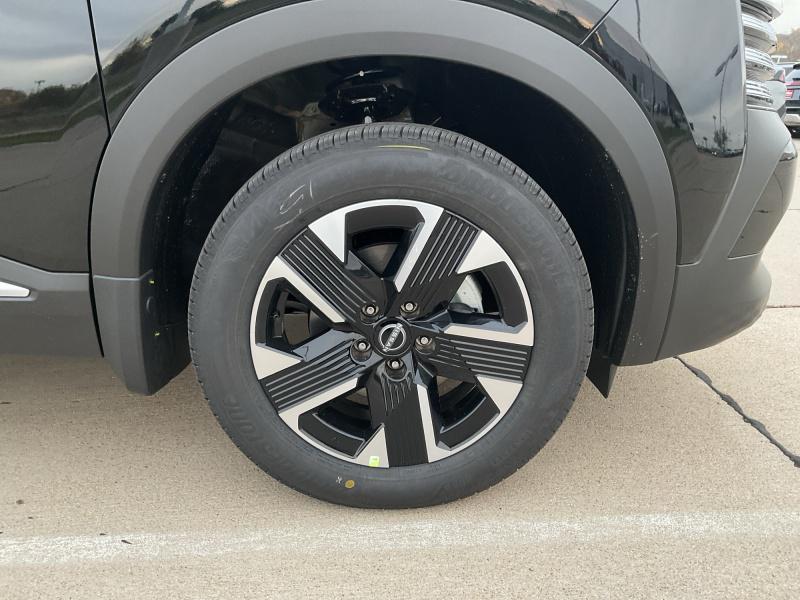 new 2026 Nissan Kicks car, priced at $28,884