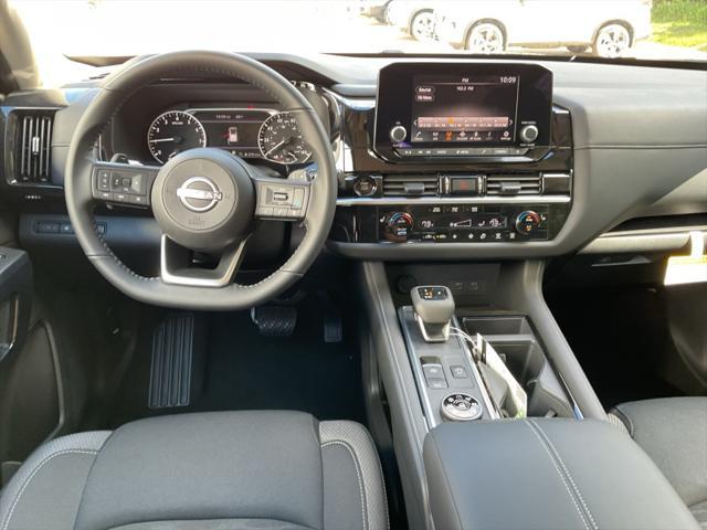 new 2025 Nissan Pathfinder car, priced at $46,344