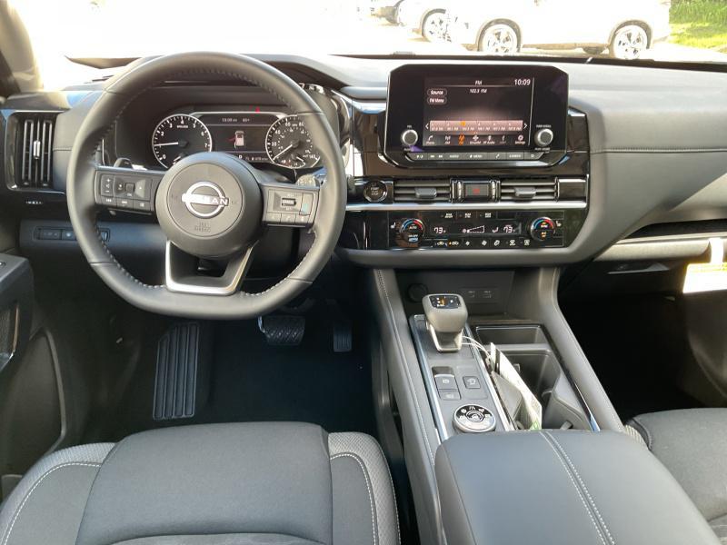 new 2025 Nissan Pathfinder car, priced at $38,844