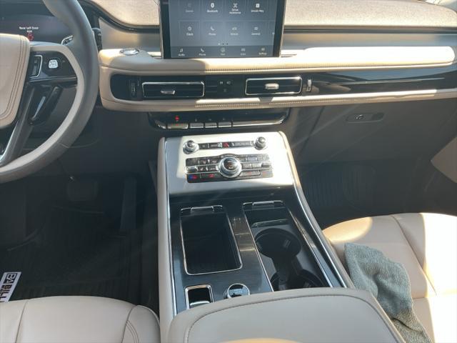 used 2023 Lincoln Aviator car, priced at $45,944