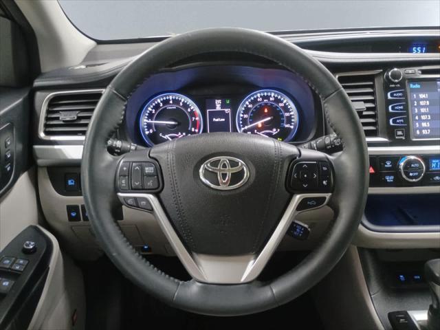 used 2015 Toyota Highlander car, priced at $18,998