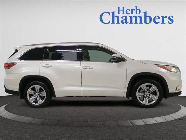 used 2015 Toyota Highlander car, priced at $18,998