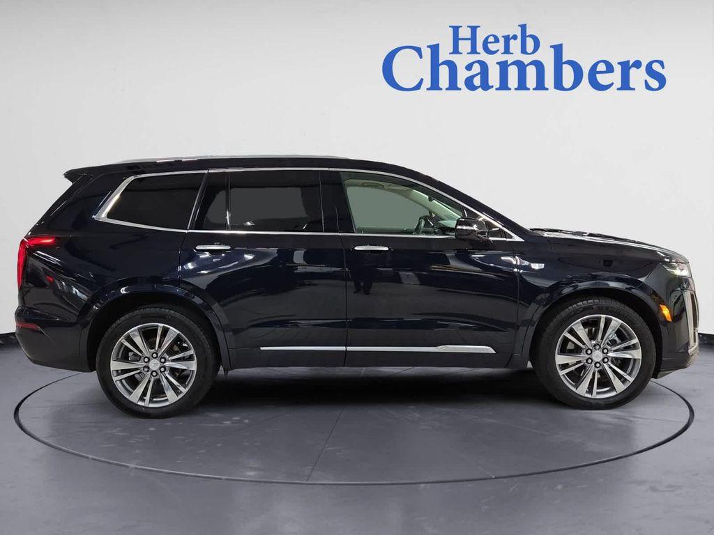 used 2022 Cadillac XT6 car, priced at $32,497