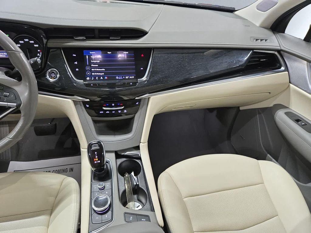 used 2022 Cadillac XT6 car, priced at $32,497
