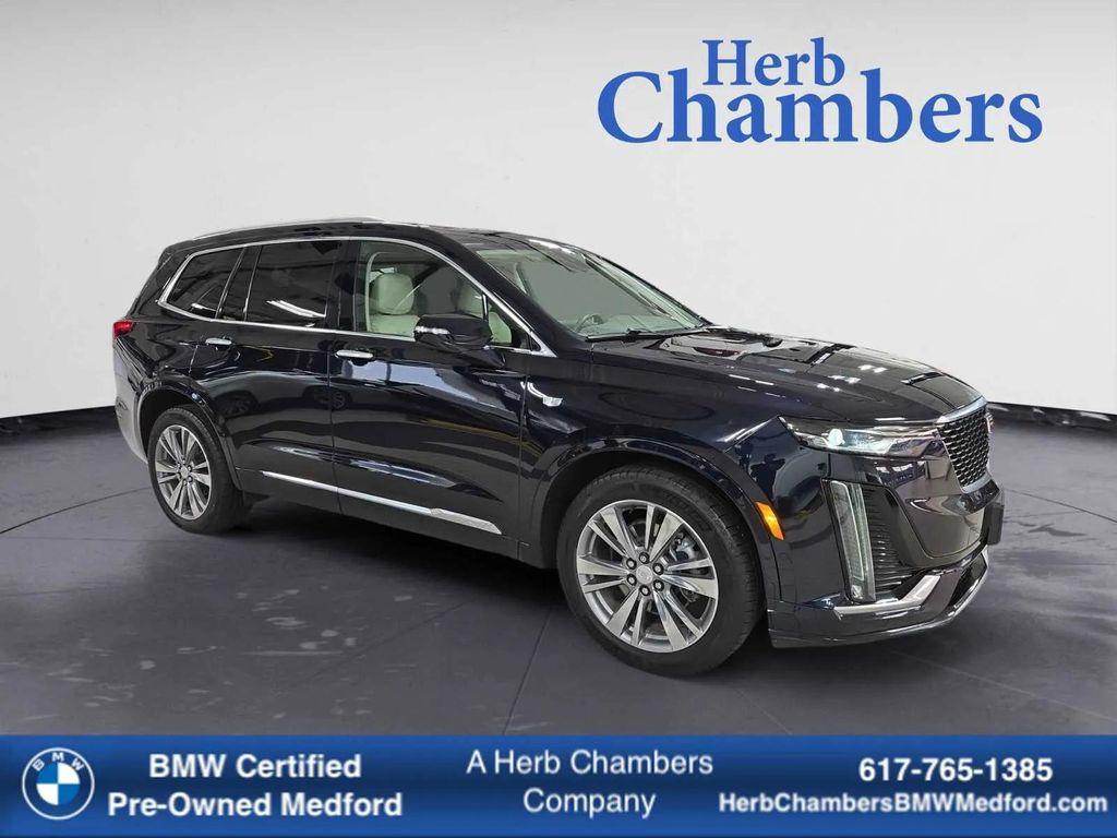 used 2022 Cadillac XT6 car, priced at $32,497