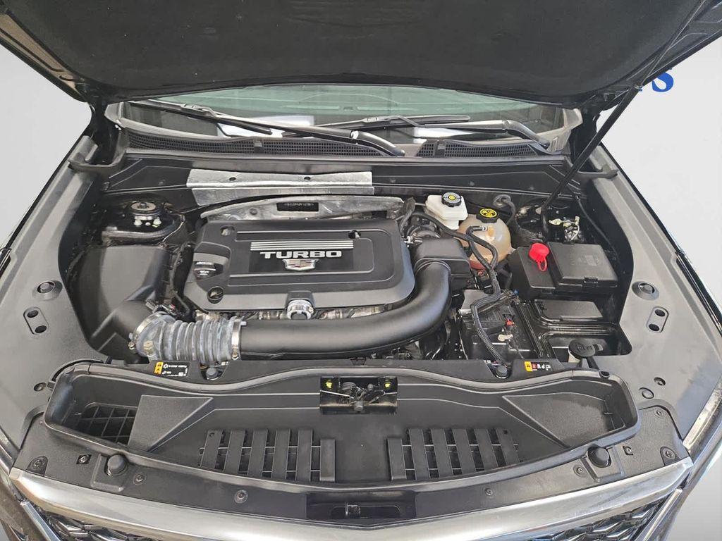 used 2024 Cadillac XT4 car, priced at $32,497
